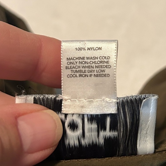 Loft army green jacket with front zipper and drawstring waist size MP - Picture 6 of 6